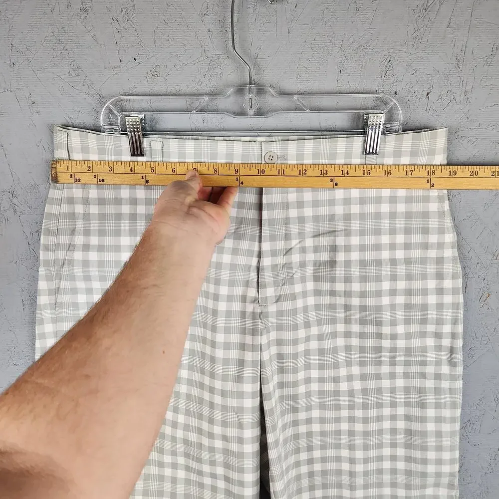 Nike Golf Shorts Mens 36 Gray White Check Plaid Dri Fit Performance Logo Pockets